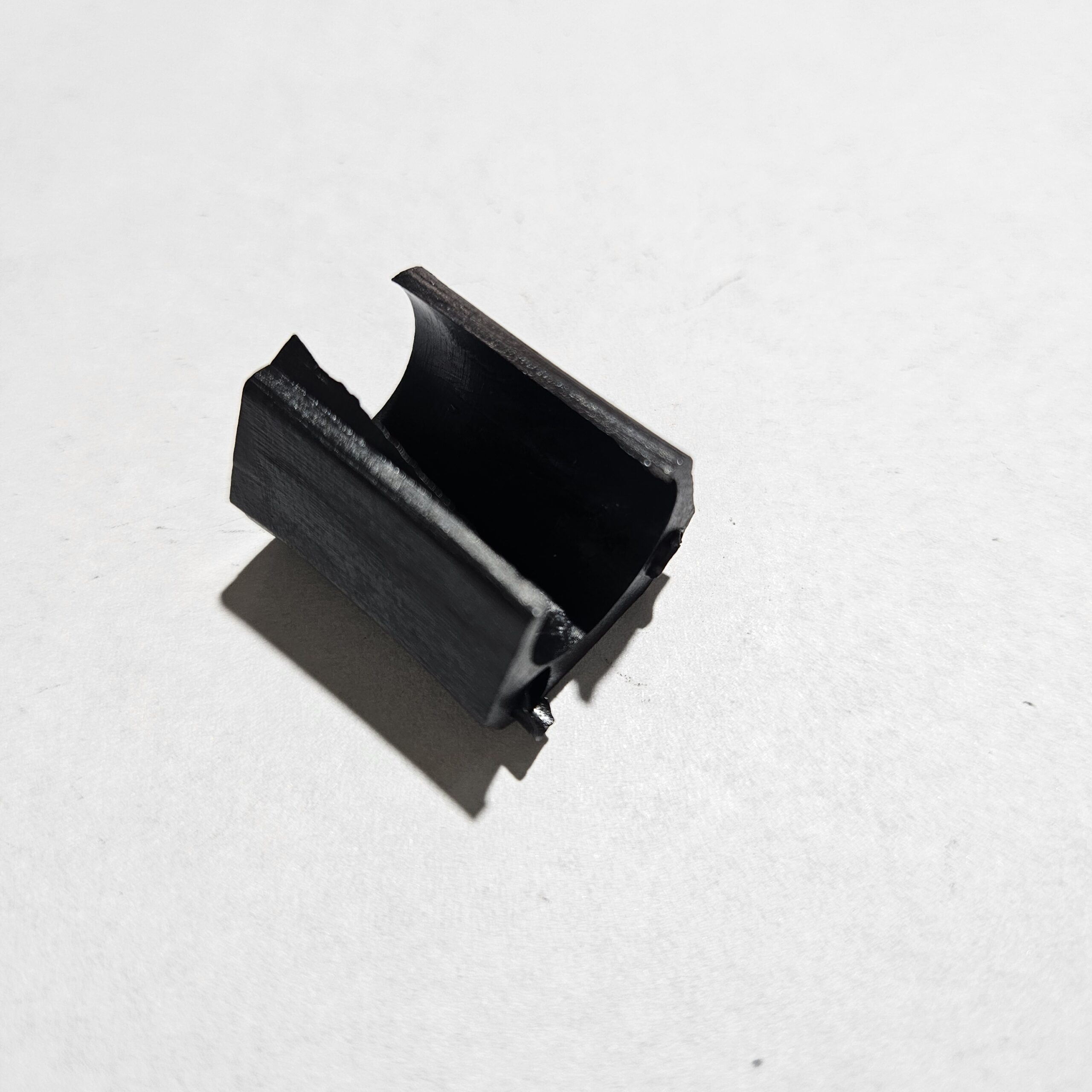 ac 16mm negro1